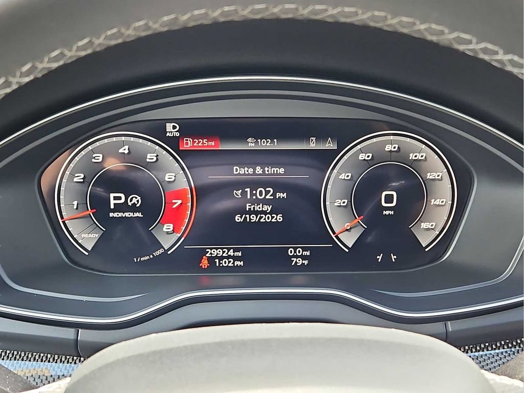 Used 2023 Audi SQ5 Prestige AWD/4WD image 22