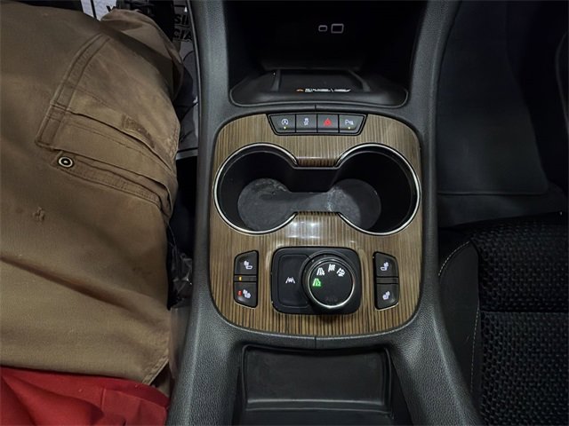 Certified 2021 GMC Acadia SLE w/ Driver Convenience Package image 21