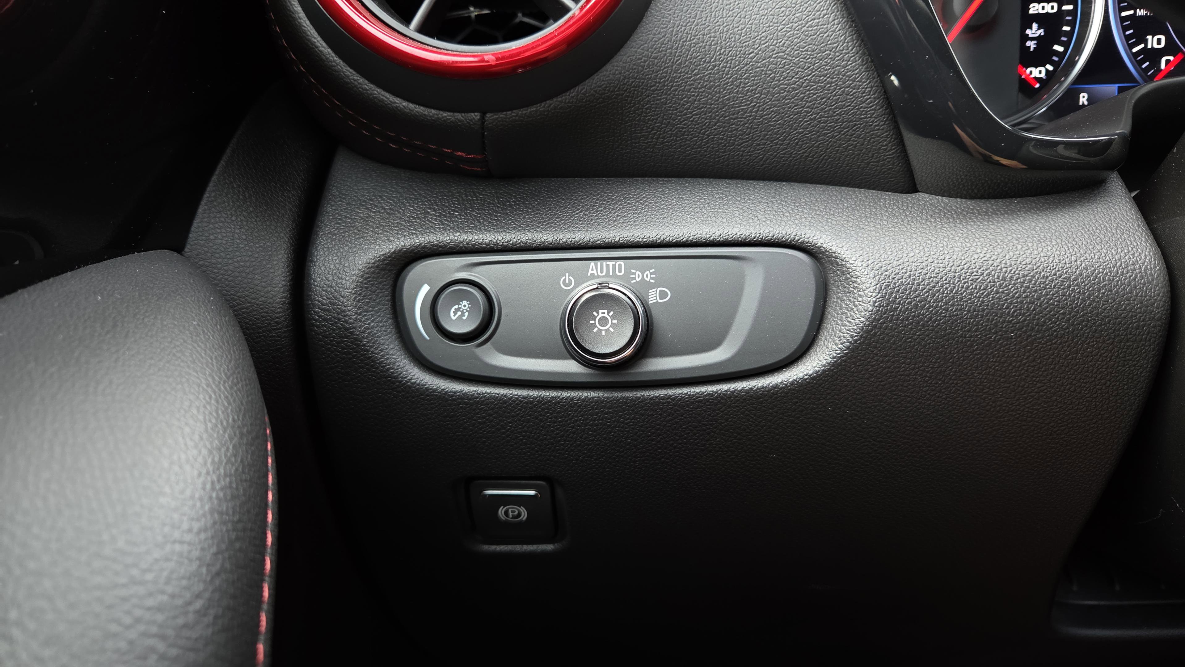 Used 2023 Chevrolet Blazer RS w/ Driver Confidence II Package image 27