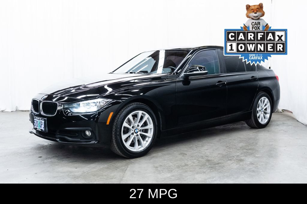 Used 2017 BMW 320i Sedan RWD image 3