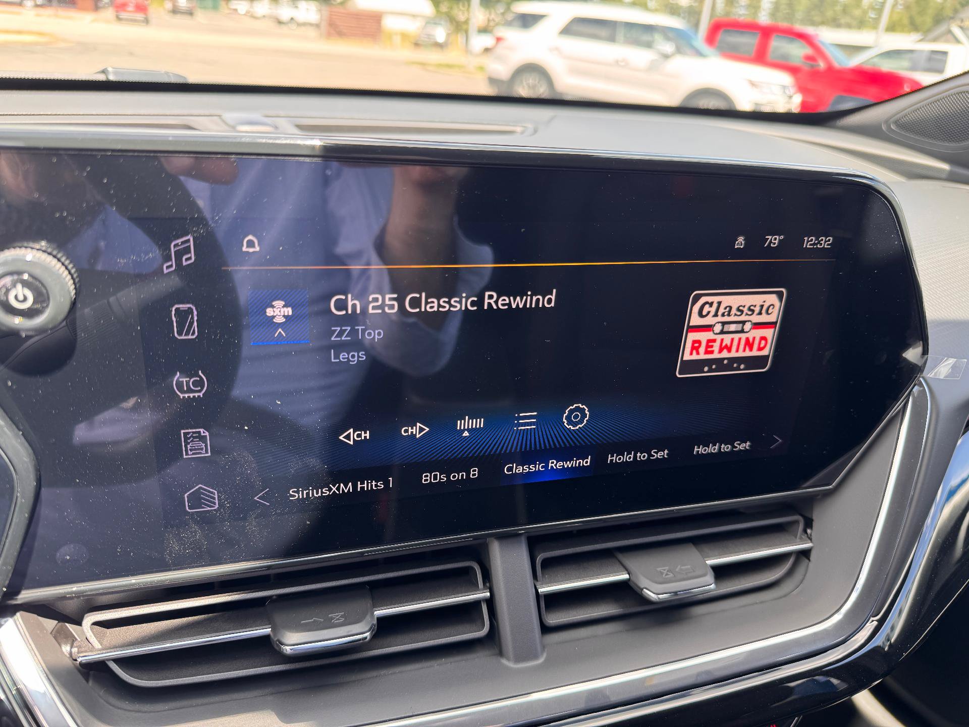 New 2026 Chevrolet Trax RS w/ Driver Confidence Package FWD image 28