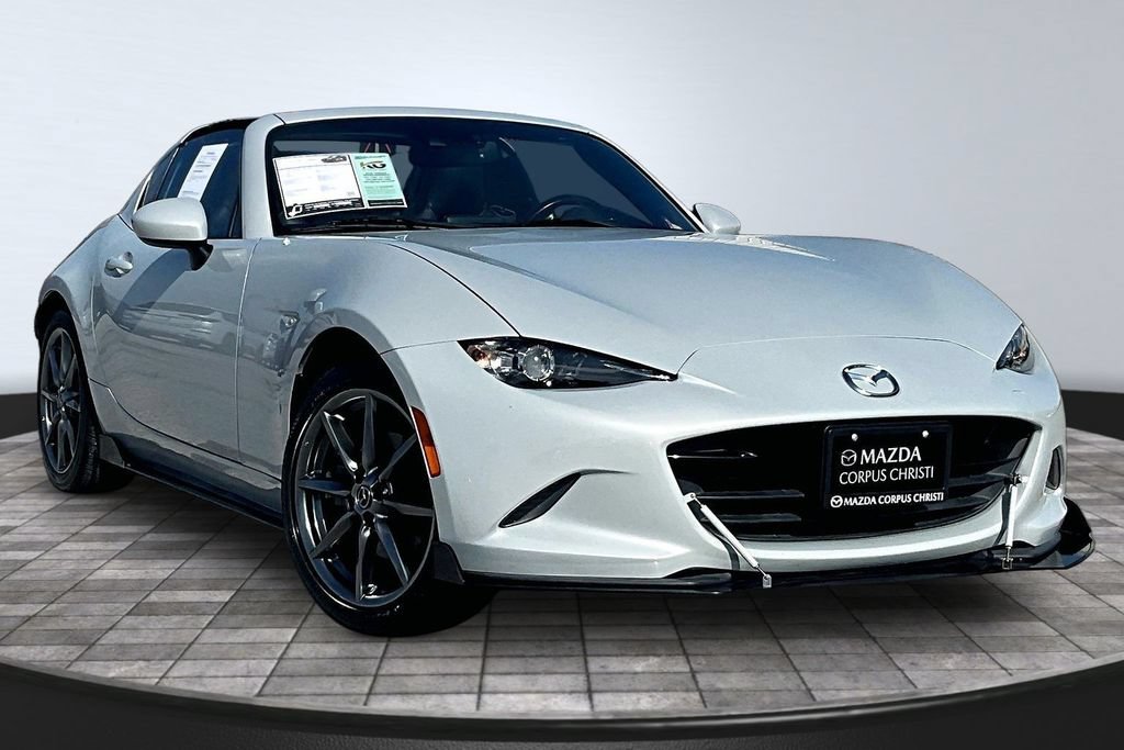 Used 2017 MAZDA MX-5 Miata RF Grand Touring RWD image 4