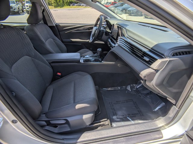 Used 2025 Toyota Camry LE FWD image 20