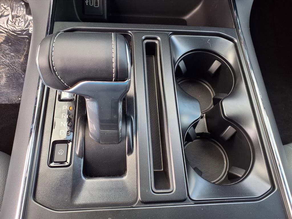 New 2025 Ford F150 Lightning Flash image 19