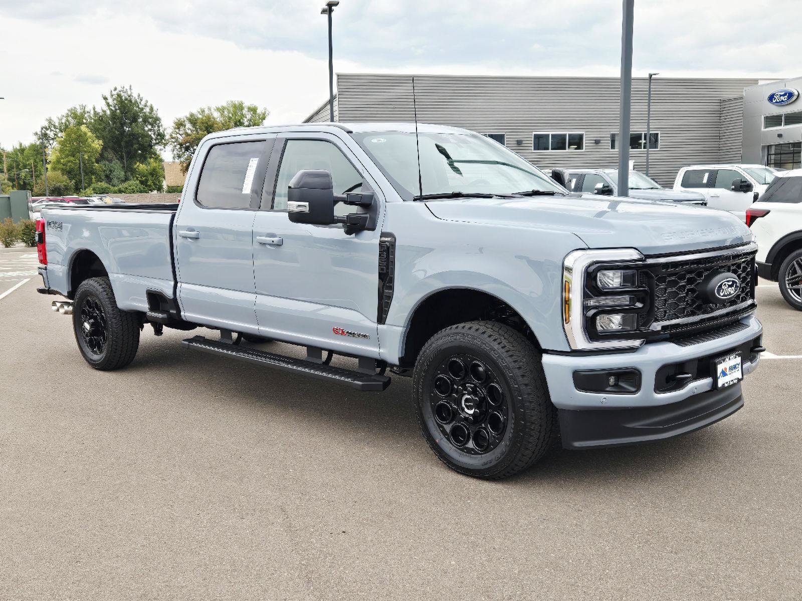 New 2027 Ford F350 Lariat w/ Black Appearance Package AWD/4WD image 3