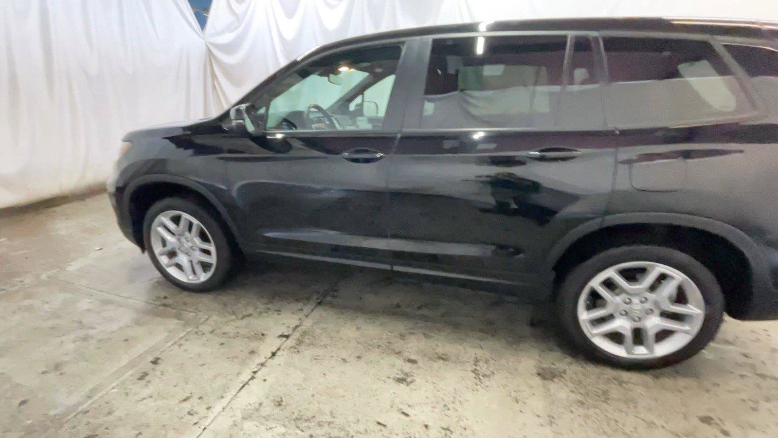 Certified 2024 Honda Passport EX-L image 10