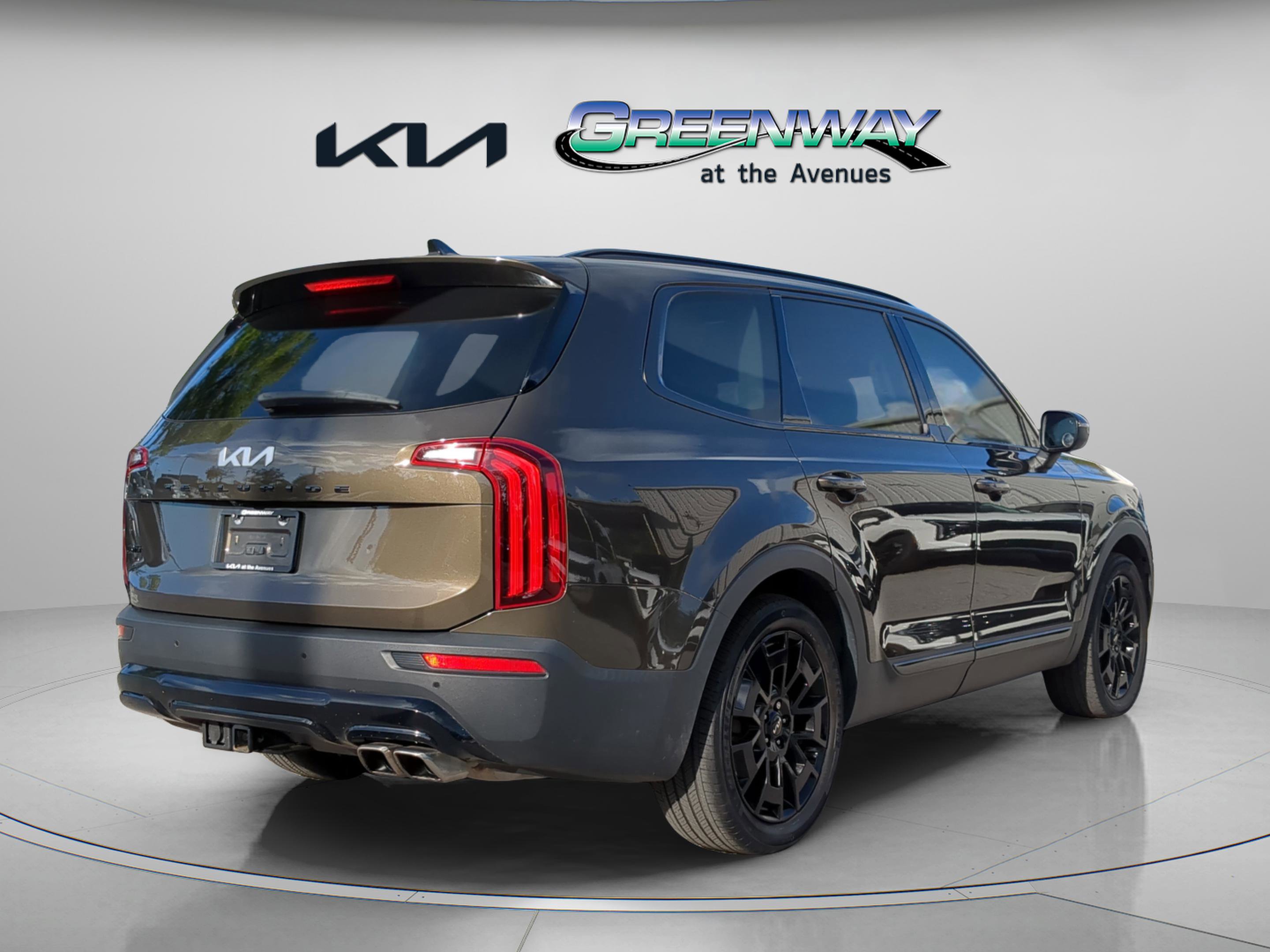 Certified 2022 Kia Telluride EX w/ EX Premium Package image 6