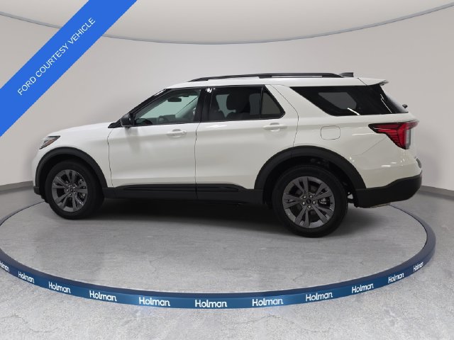 Used 2026 Ford Explorer Active w/ Active Comfort Package AWD/4WD image 9