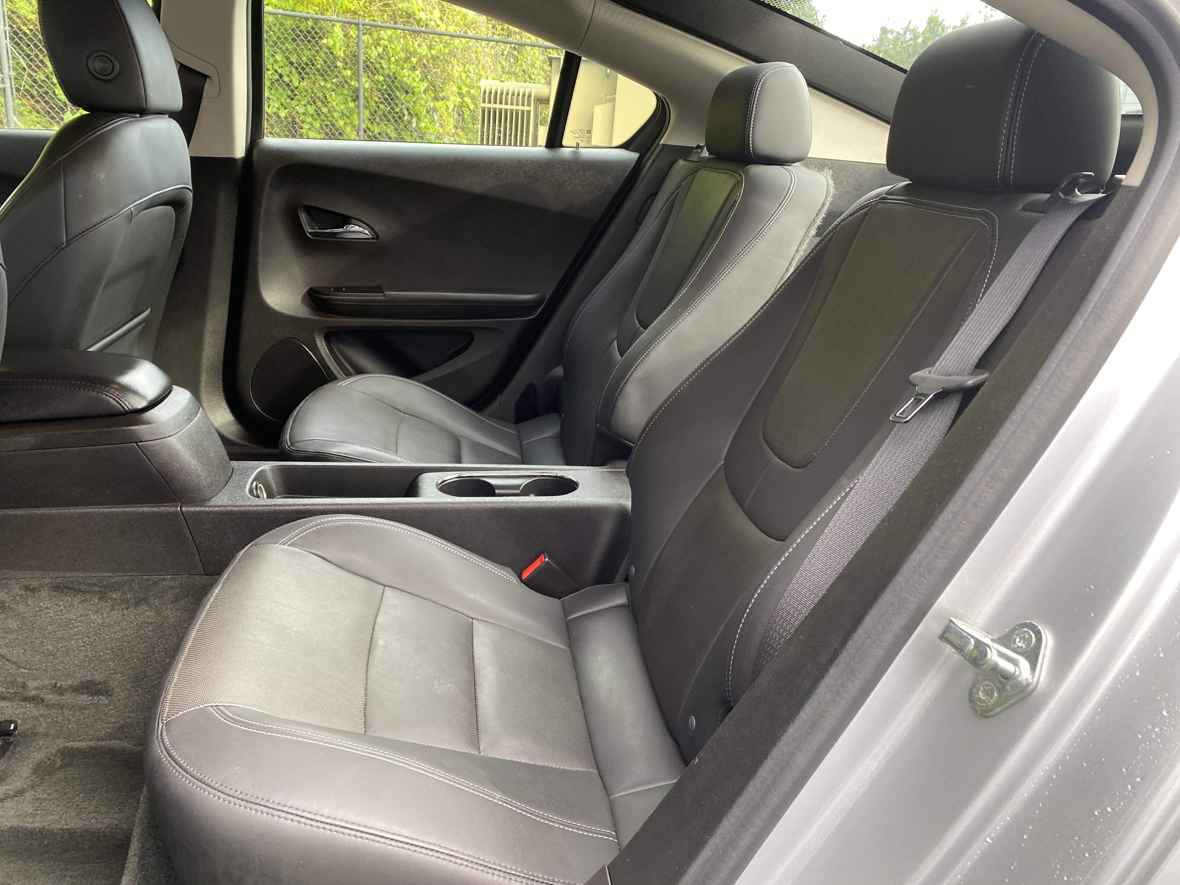 Used 2012 Chevrolet Volt Premium w/ Premium Trim Package FWD image 35