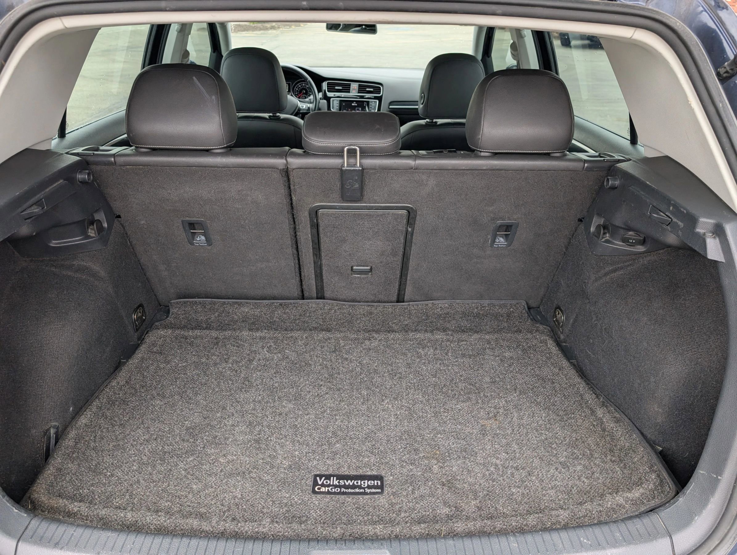 Used 2015 Volkswagen Golf TDI S image 19