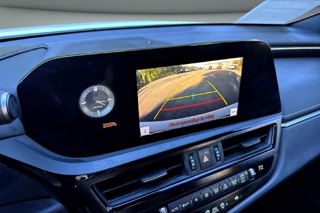 Used 2023 Lexus ES 350 w/ Accessory Package (Z2) FWD image 16