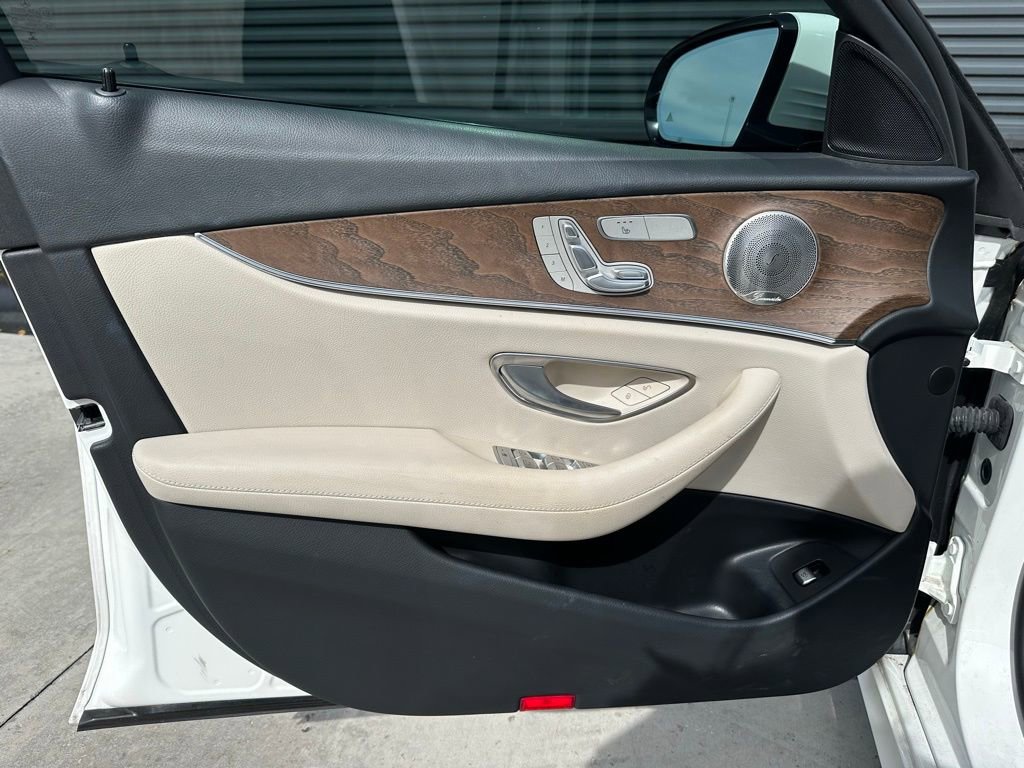 Used 2022 Mercedes-Benz E 350 Sedan image 18