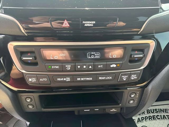 Used 2025 Honda Passport Black Edition image 14