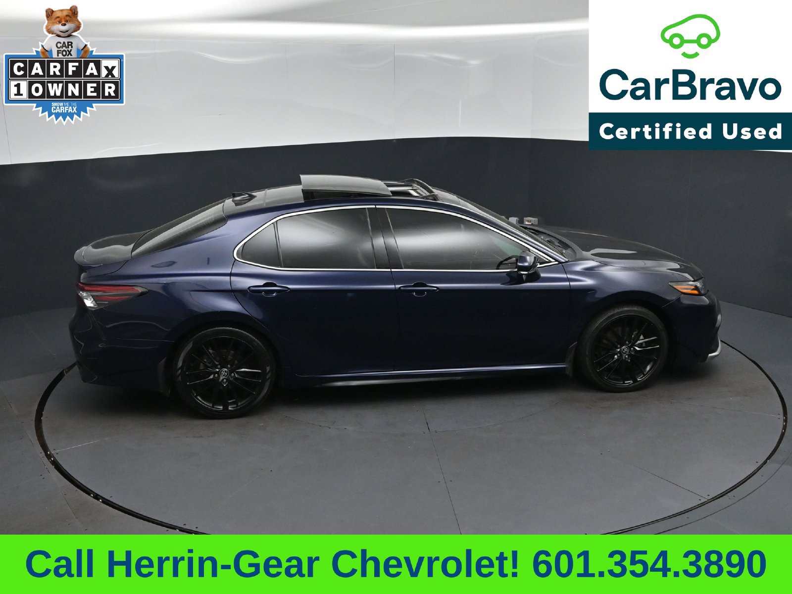 Used 2022 Toyota Camry XSE FWD image 35