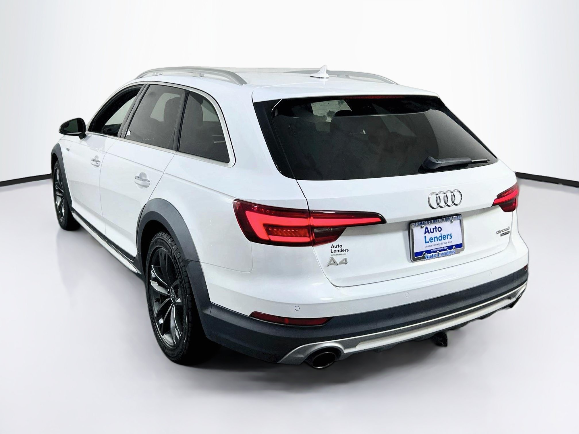 Used 2018 Audi A4 2.0T allroad Premium Plus AWD/4WD image 7