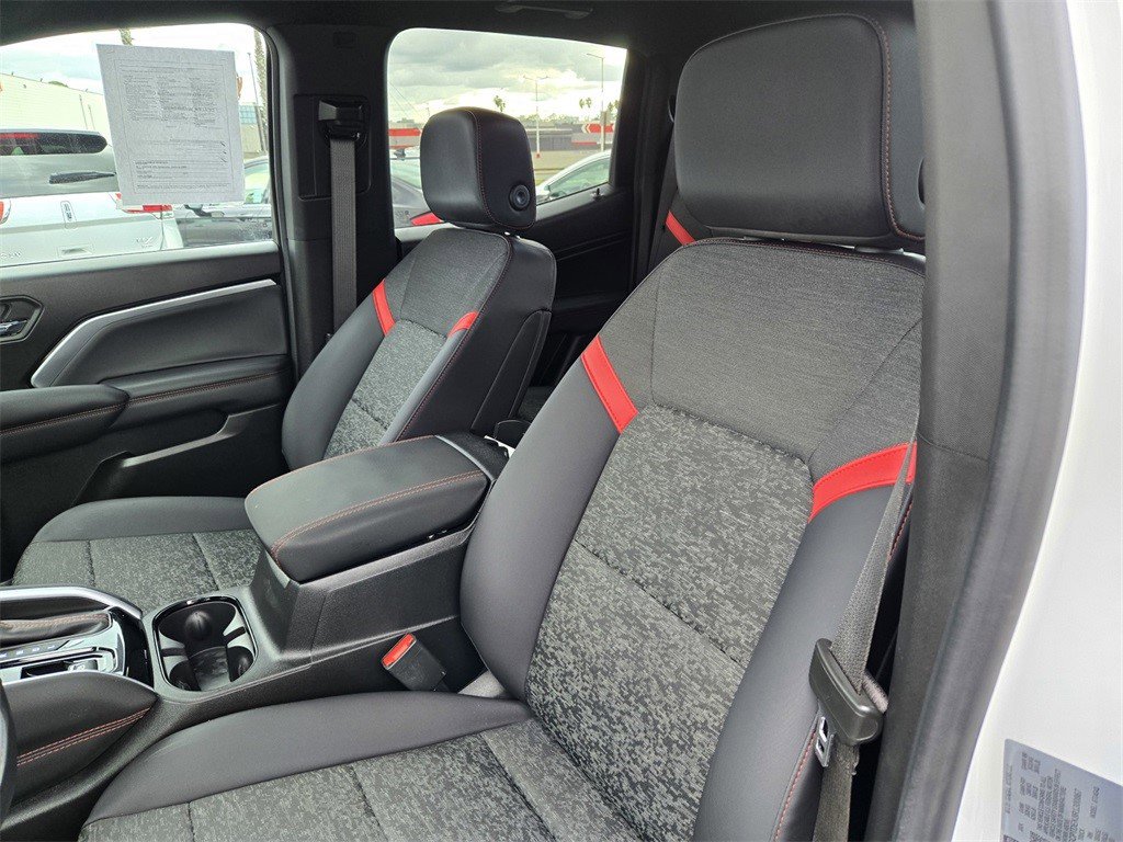 Certified 2024 Chevrolet Colorado Z71 w/ Advanced Trailering Package image 11