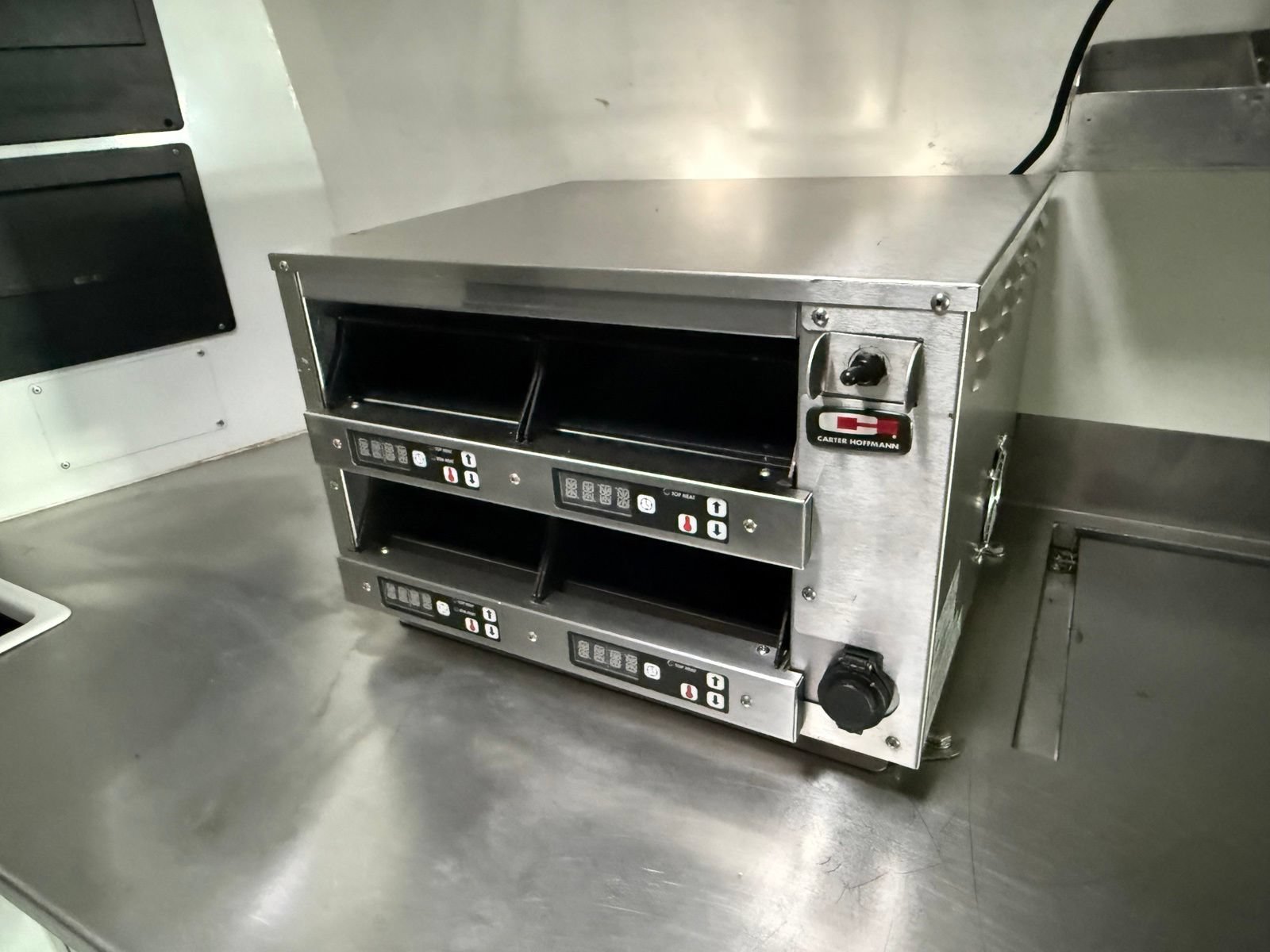 Used 2021 Mercedes-Benz Sprinter 4500 image 24
