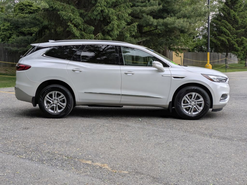Used 2018 Buick Enclave Premium w/ Trailering Package AWD/4WD image 8