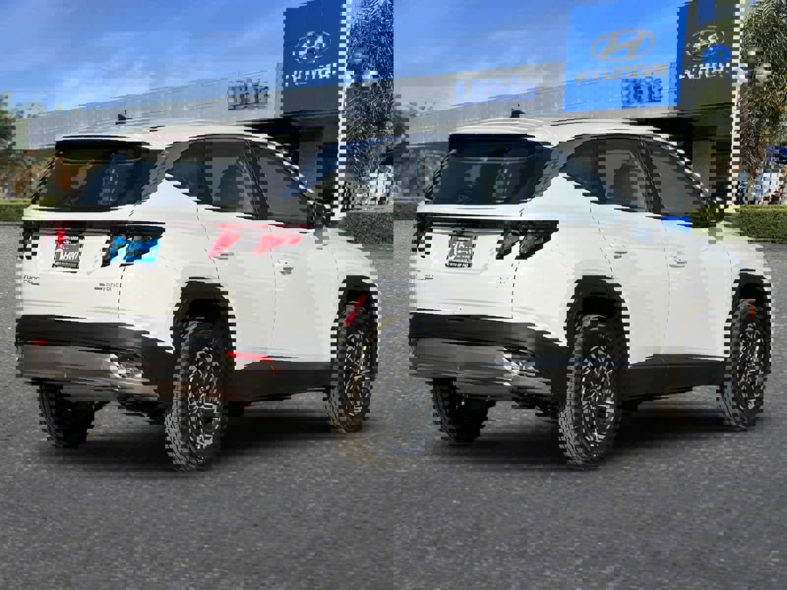 New 2026 Hyundai Tucson Blue SE image 2