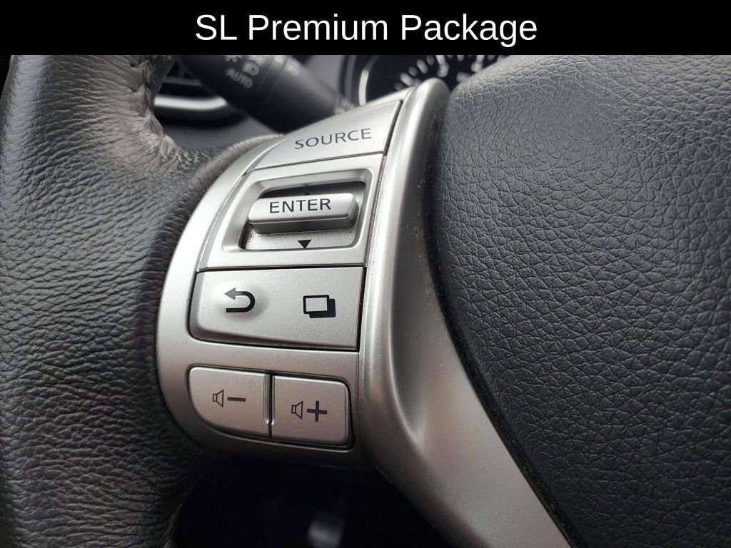 Used 2015 Nissan Rogue SL w/ SL Premium Package image 19