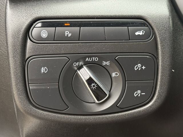 Used 2019 INFINITI QX50 Essential w/ Premium Heat Package FWD image 22