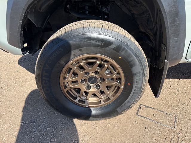 Used 2022 Toyota Tacoma SR5 w/ Trail Edition AWD/4WD image 10