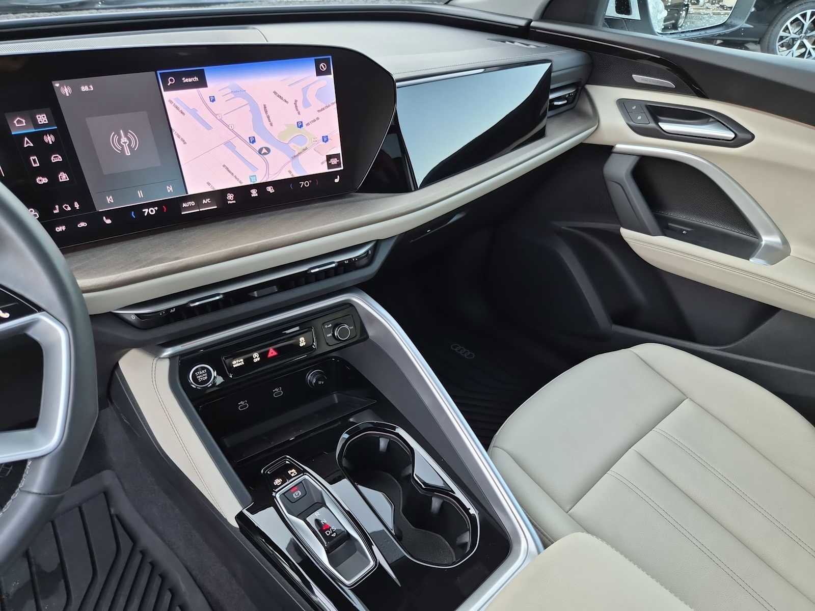 Certified 2025 Audi Q5 Premium Plus w/ Premium Plus image 23