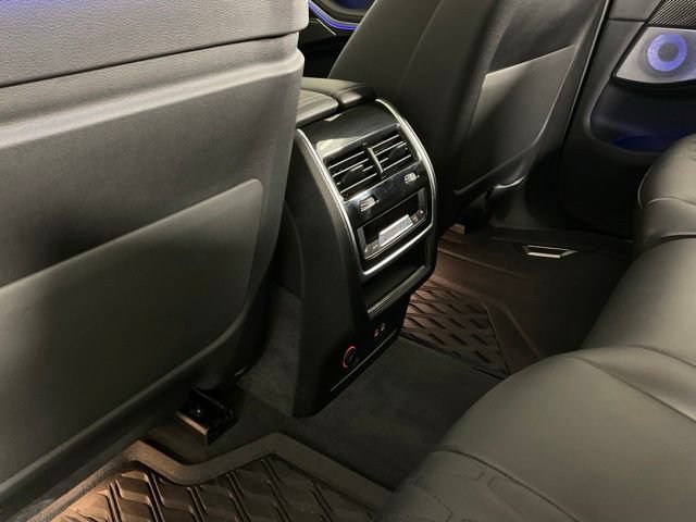 Used 2024 BMW X7 M60i w/ Executive Package AWD/4WD image 26