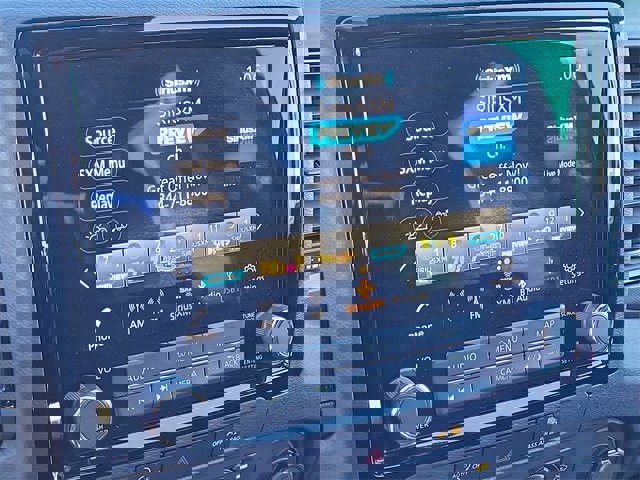 Used 2023 Nissan Frontier PRO-4X w/ Pro-4X Premium Package image 14