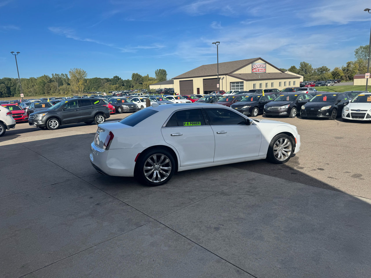 Used 2017 Chrysler 300 C w/ Light Group image 5