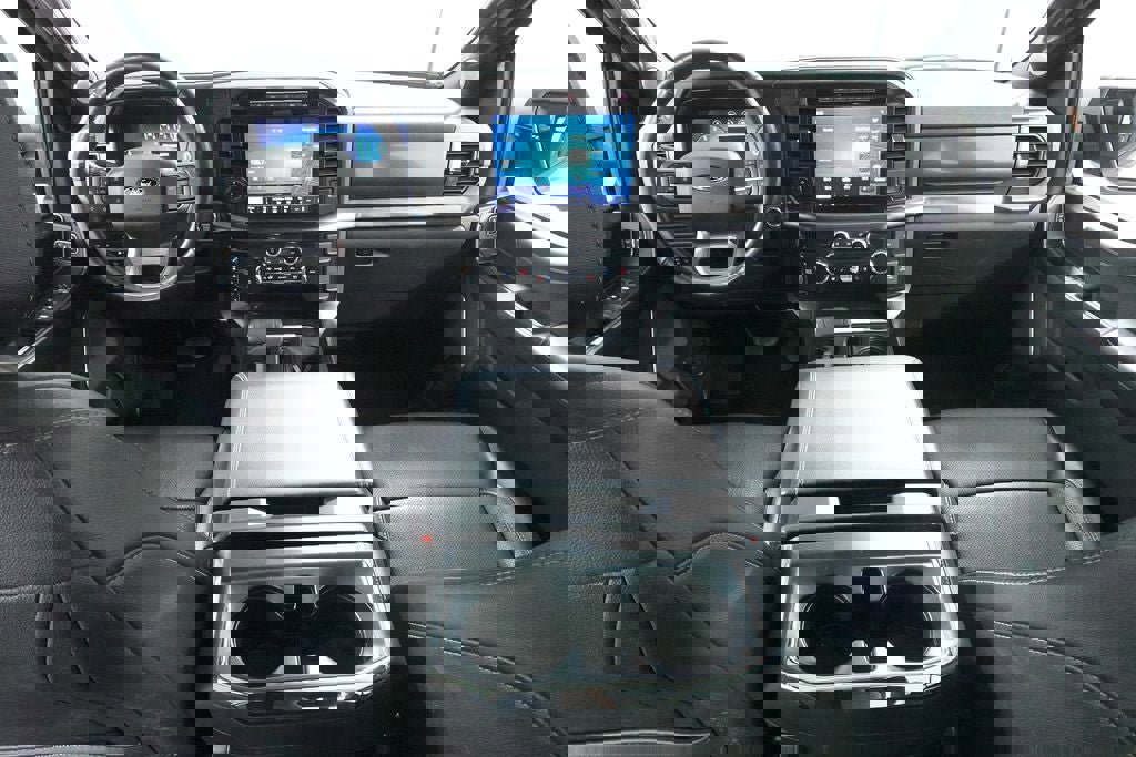 Used 2024 Ford F150 Lariat w/ Equipment Group 502A High image 11