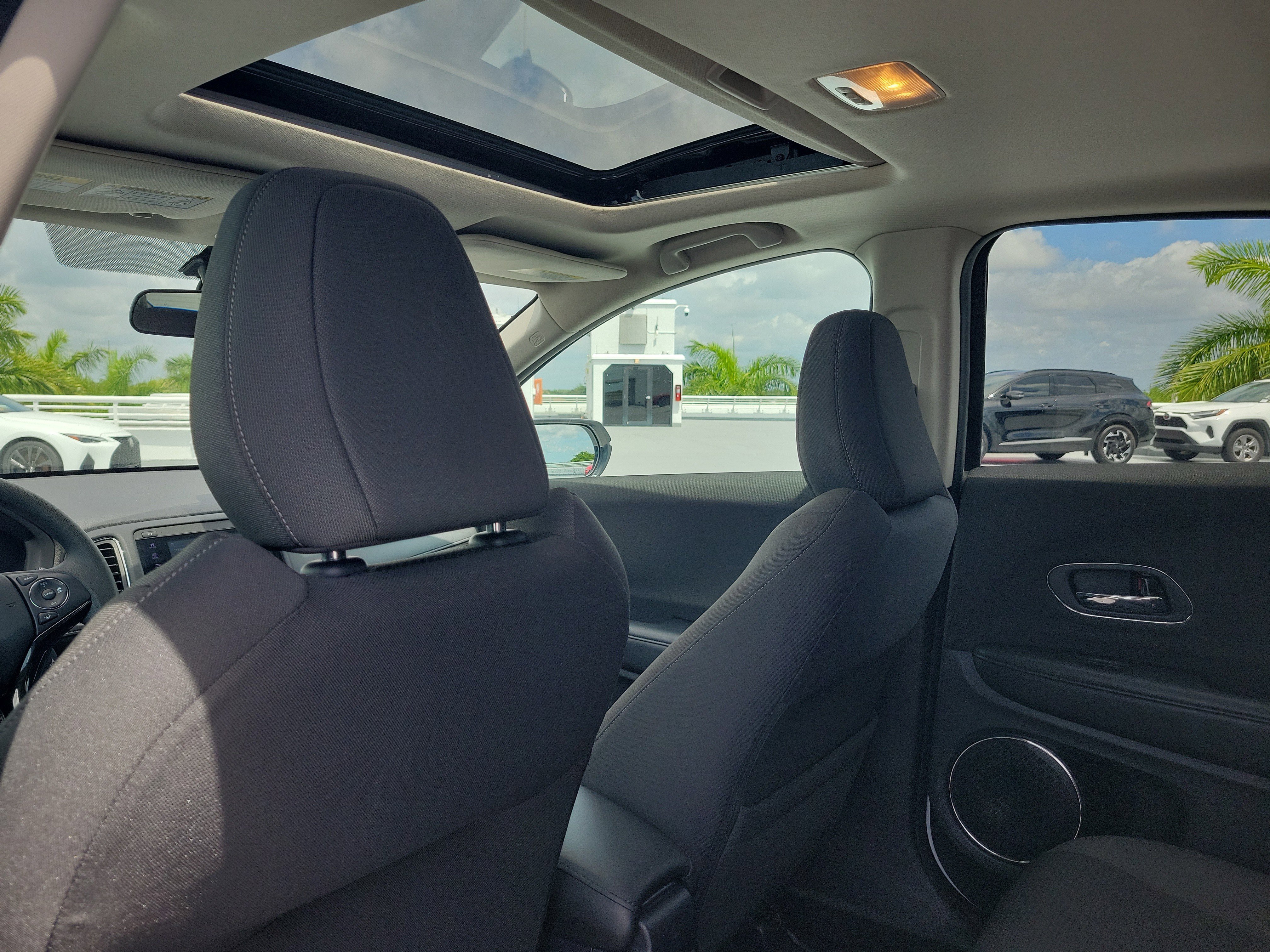 Used 2022 Honda HR-V EX image 13