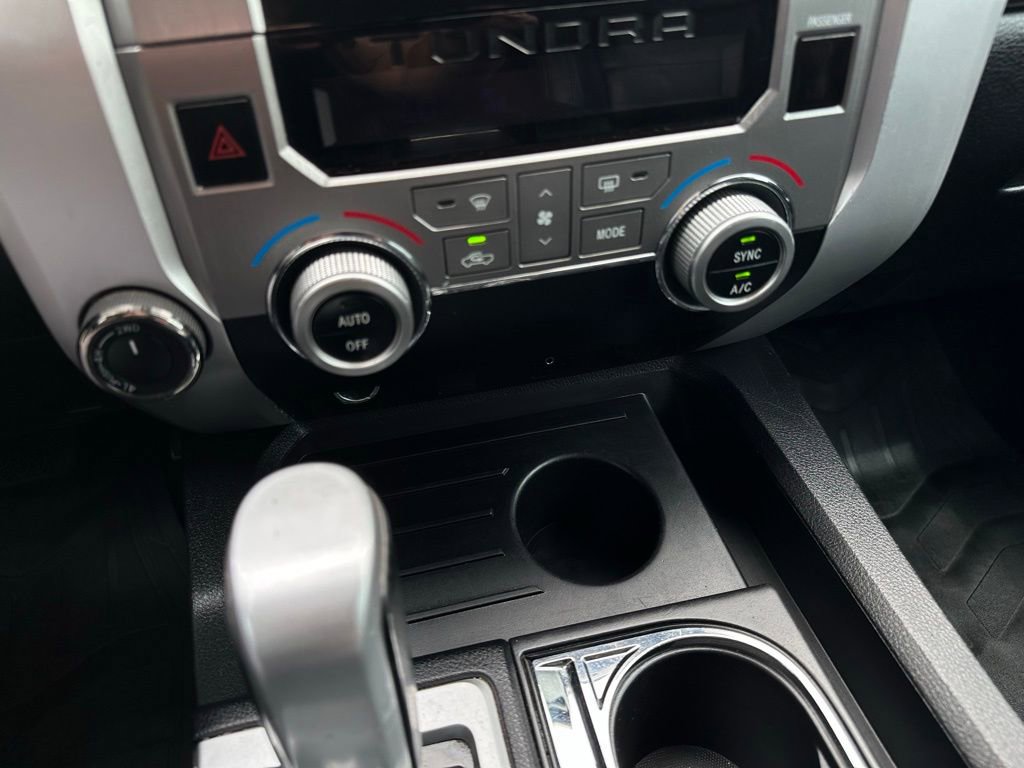 Used 2015 Toyota Tundra Limited image 25