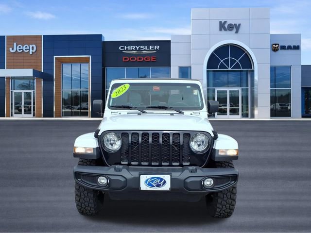 Used 2023 Jeep Gladiator Mojave AWD/4WD image 2