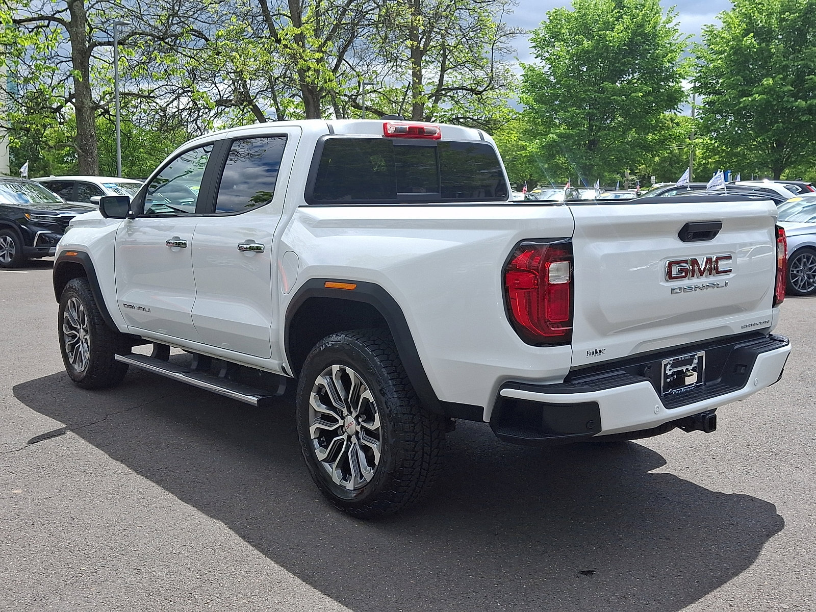Used 2023 GMC Canyon Denali AWD/4WD image 4