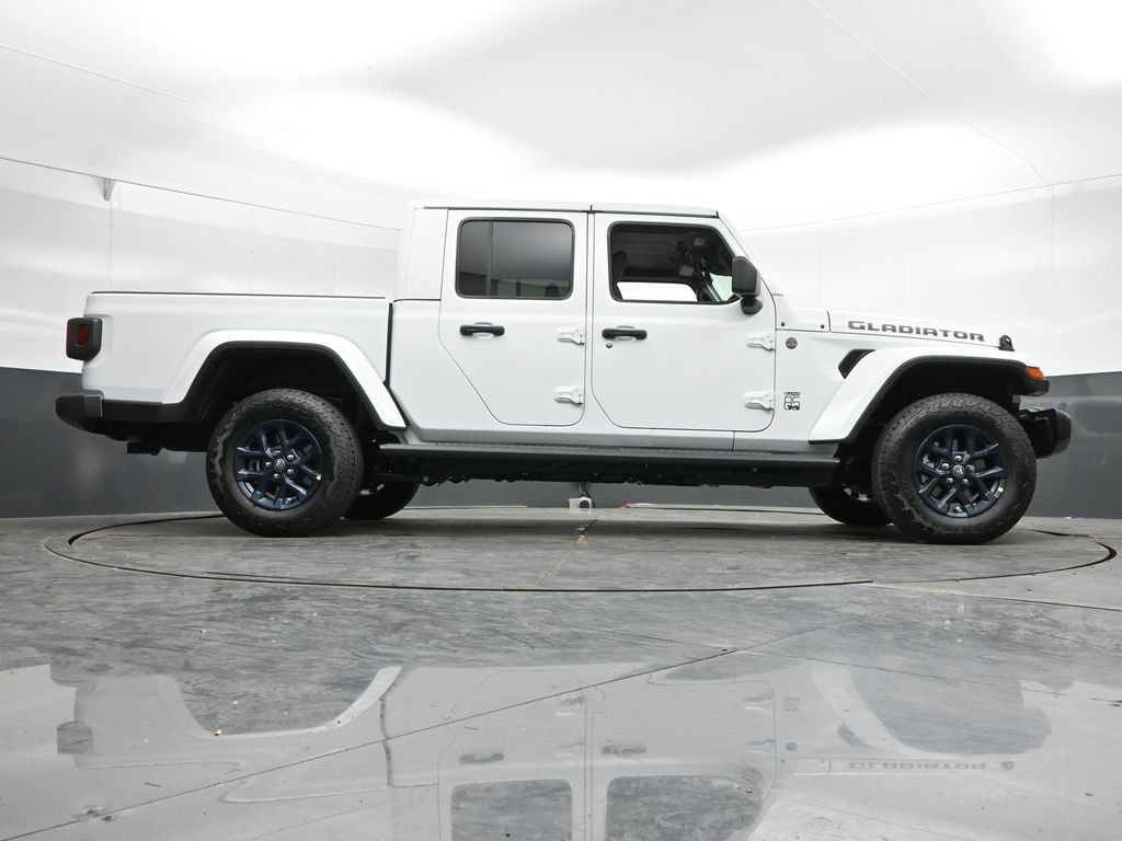 New 2026 Jeep Gladiator Sport AWD/4WD image 44