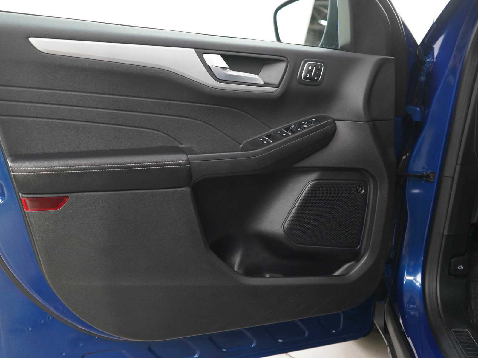 Used 2023 Ford Escape SE w/ PHEV Premium Package FWD image 19