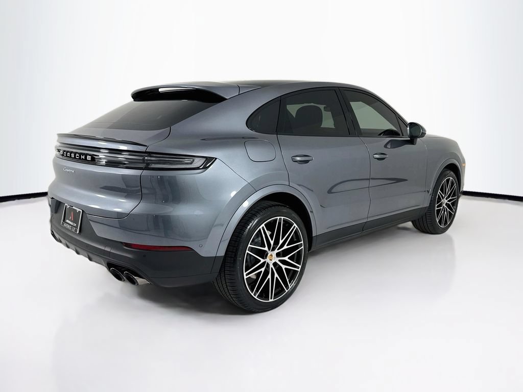 New 2026 Porsche Cayenne Coupe AWD/4WD image 9