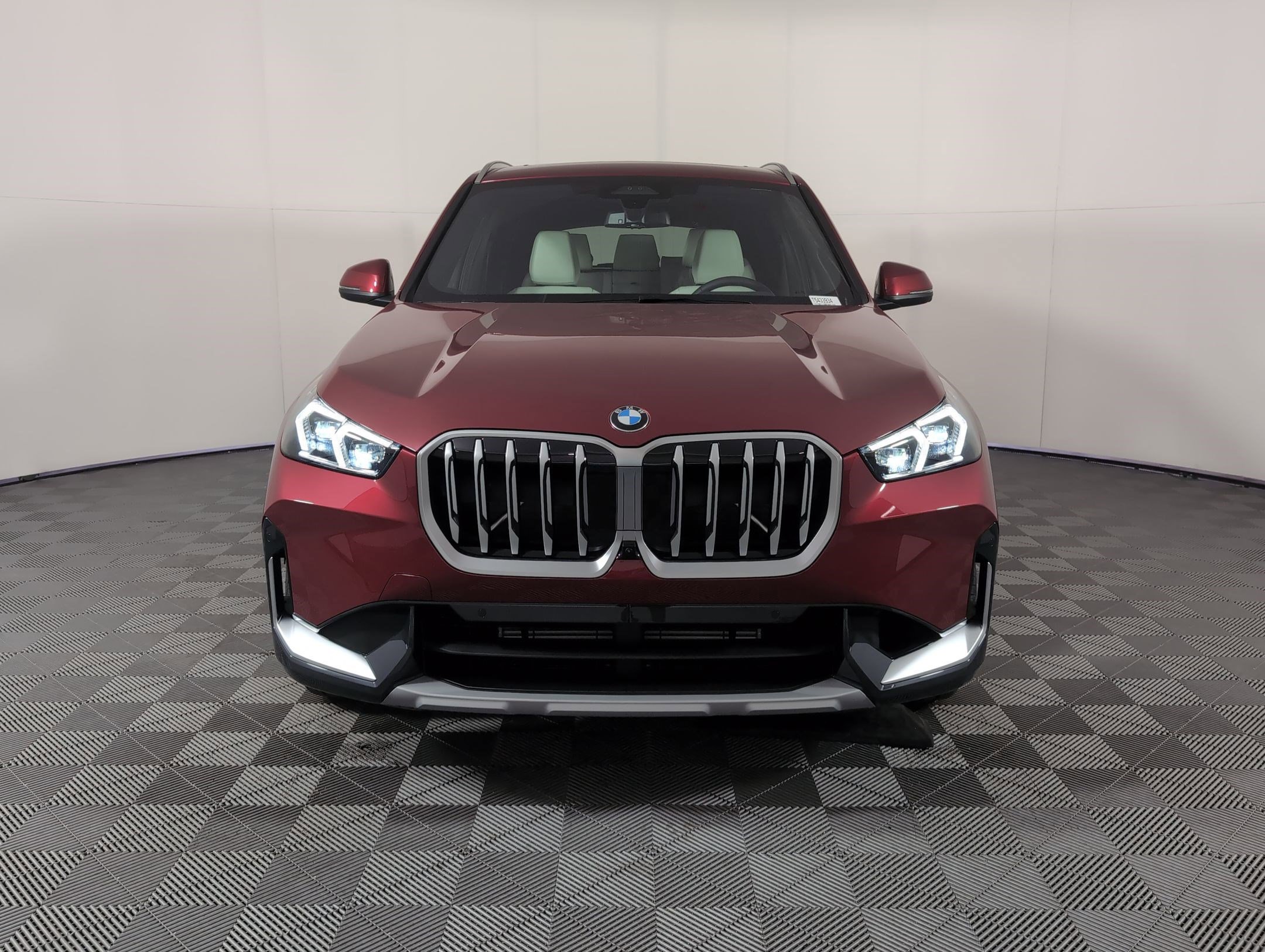 Used 2026 BMW X1 xDrive28i w/ Technology Package image 4