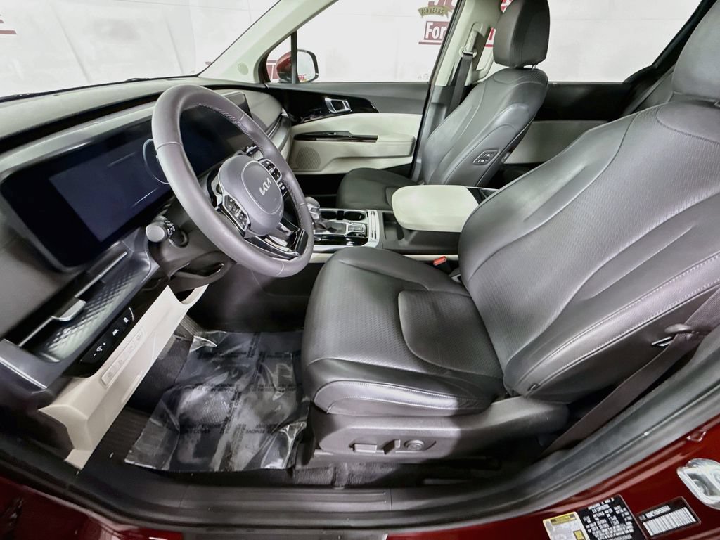 Used 2024 Kia Carnival SX Prestige FWD image 27