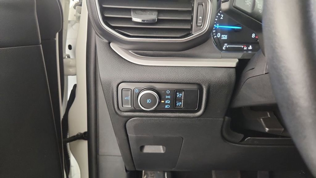 Used 2023 Ford Explorer XLT w/ Equipment Group 202A AWD/4WD image 22