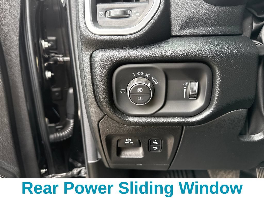 Used 2022 RAM 1500 Big Horn AWD/4WD image 14