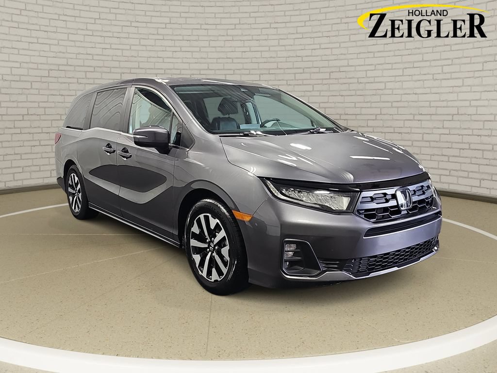 Used 2025 Honda Odyssey EX-L image 3