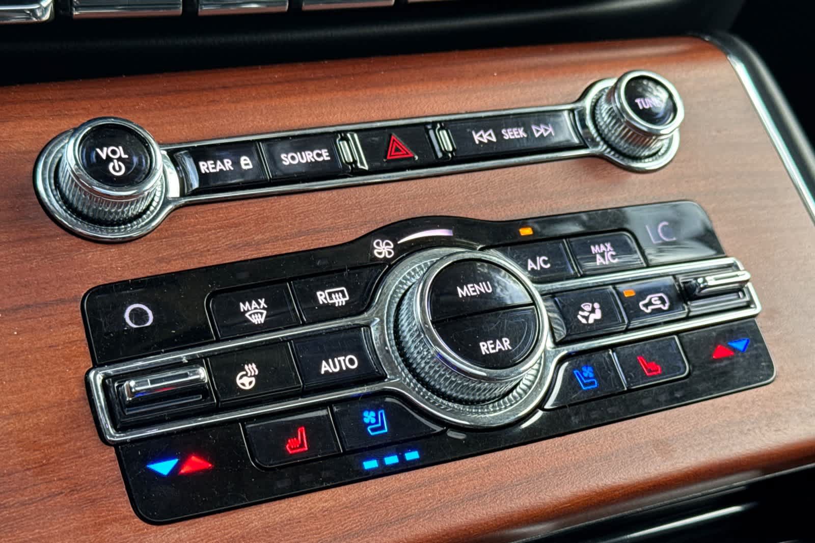 Used 2020 Lincoln Aviator Reserve RWD image 22