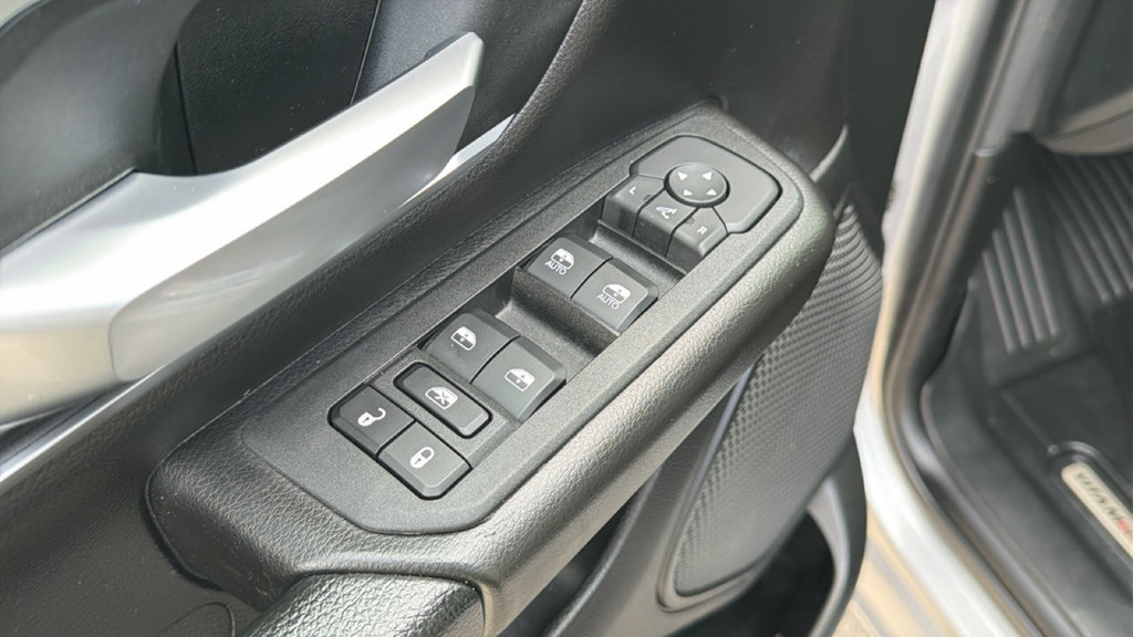 Used 2025 RAM 1500 Big Horn AWD/4WD image 12