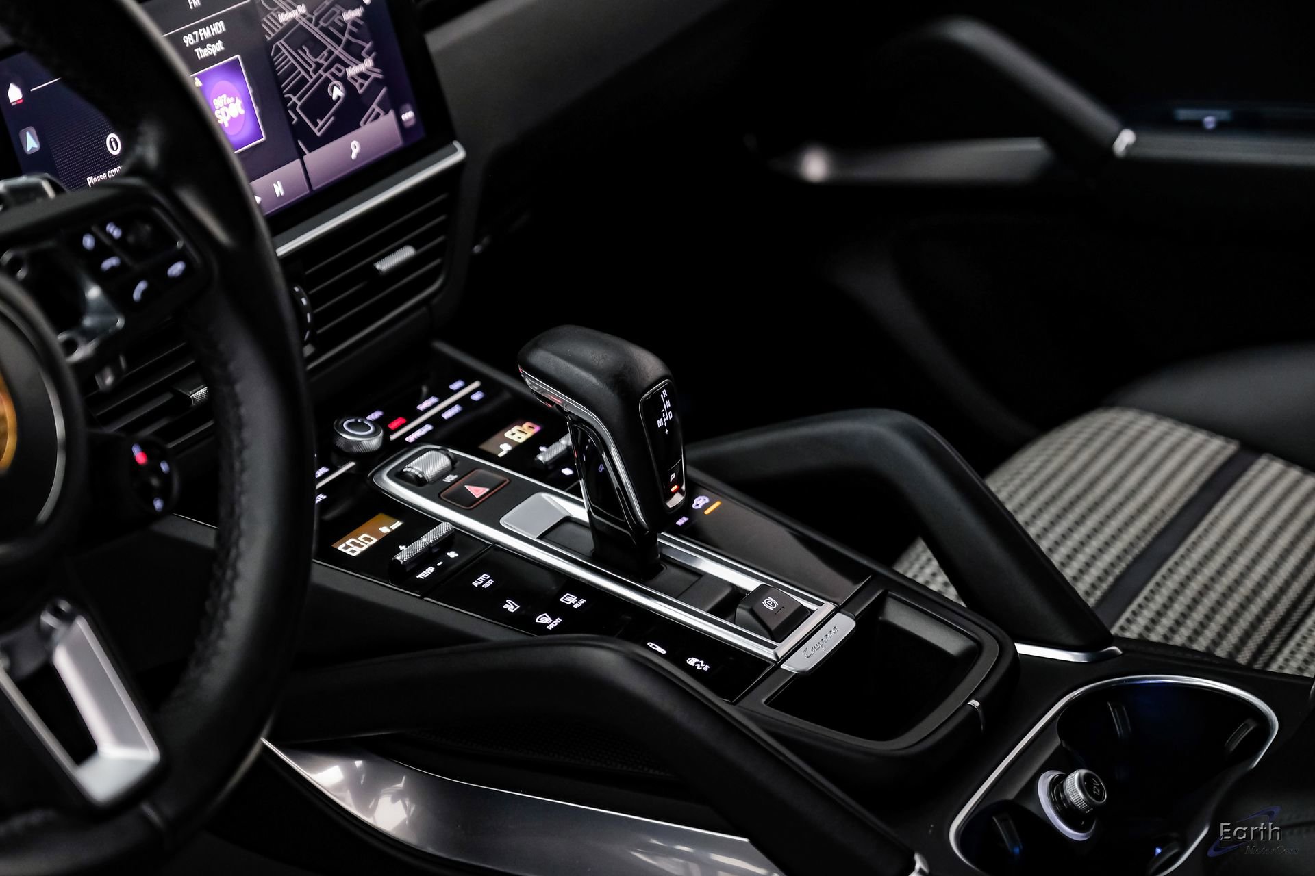 Used 2022 Porsche Cayenne Turbo image 57