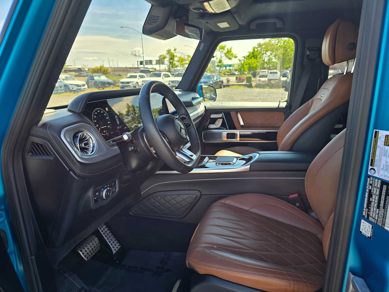 Used 2025 Mercedes-Benz G 63 AMG 4MATIC image 23