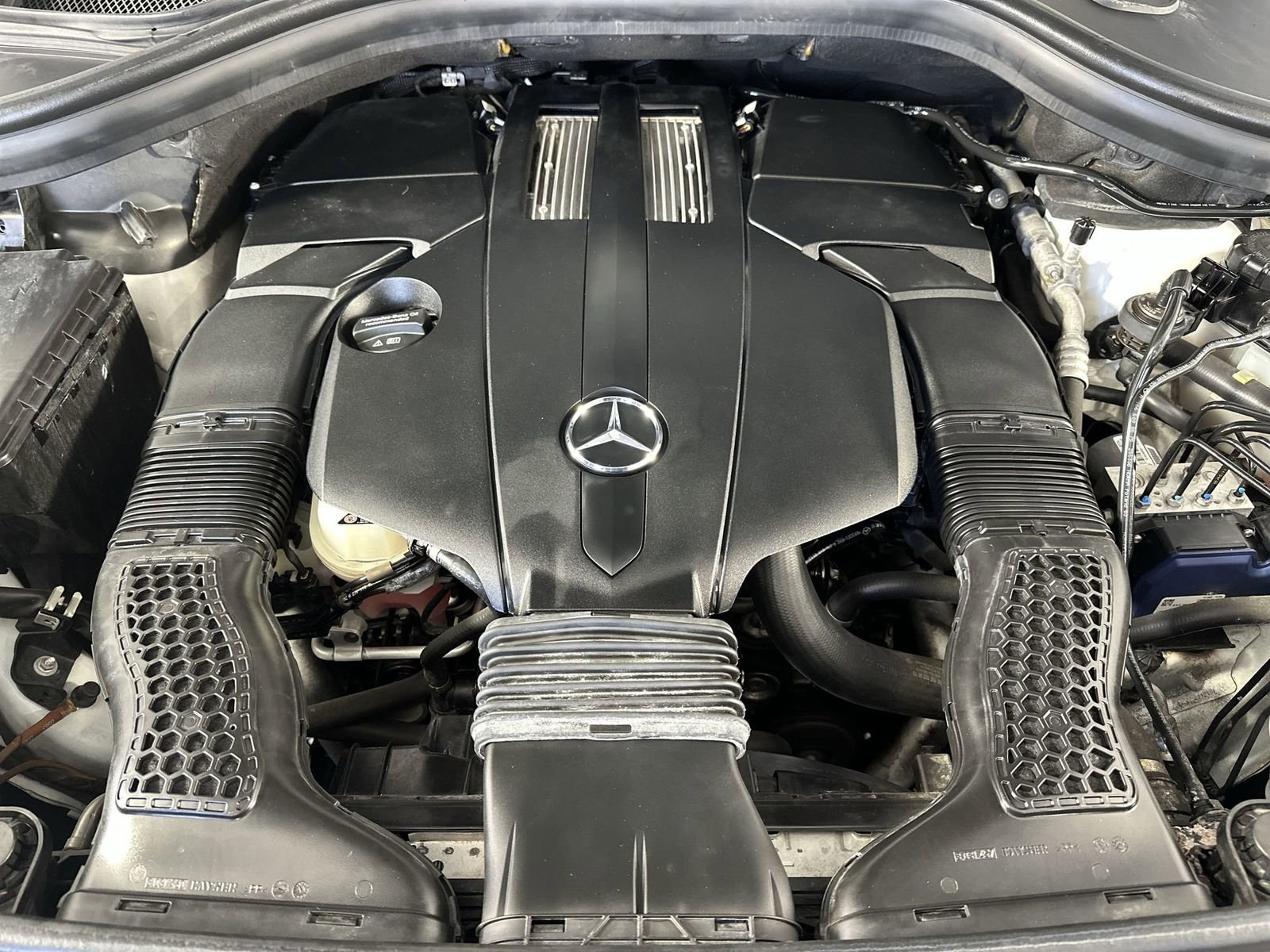 Used 2019 Mercedes-Benz GLE 400 4MATIC image 28