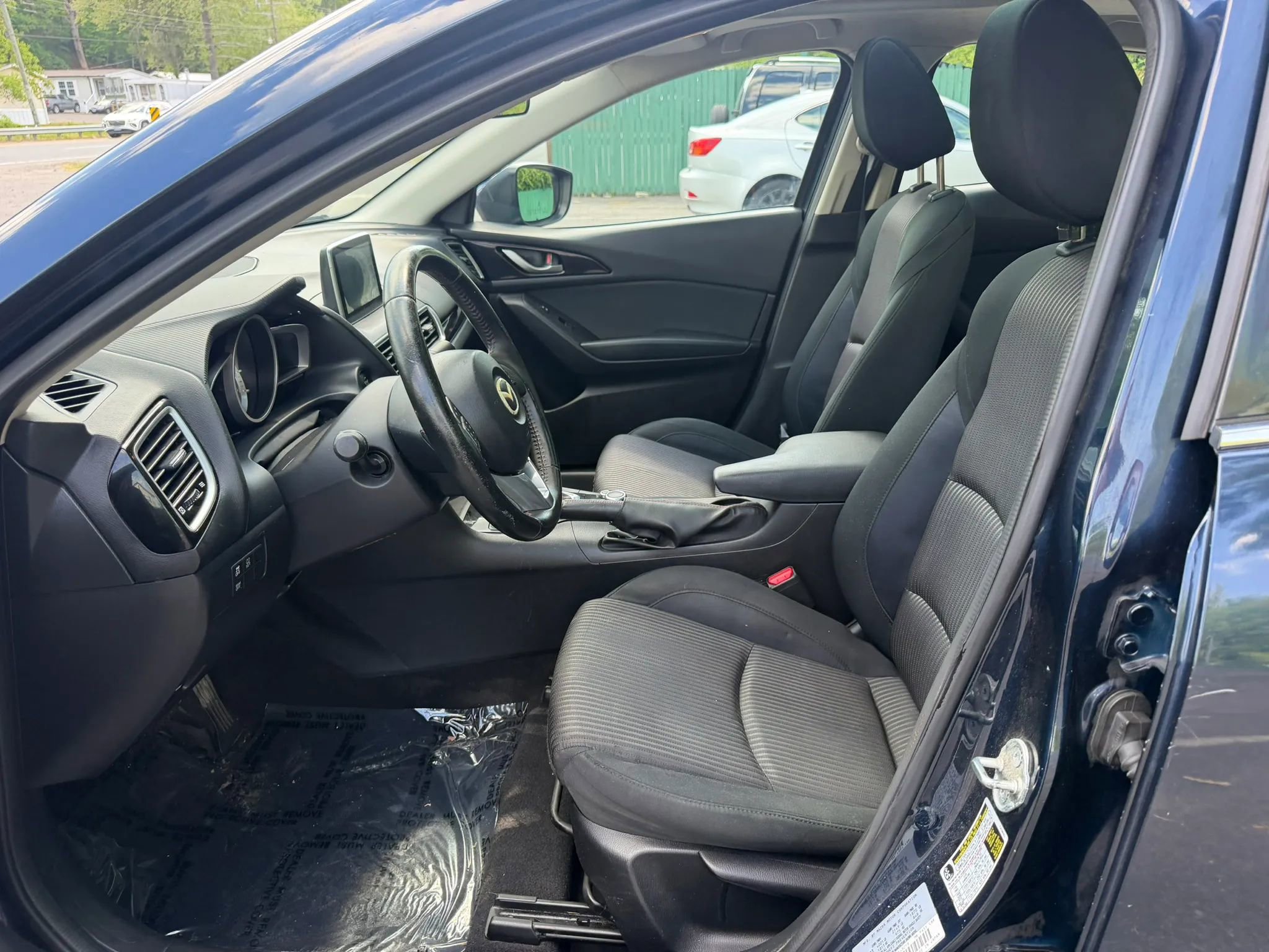 Used 2014 MAZDA MAZDA3 i Touring w/ Technology Package FWD image 22