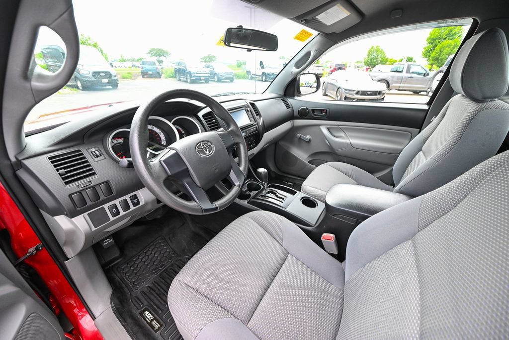 Used 2014 Toyota Tacoma 4x4 Regular Cab image 18